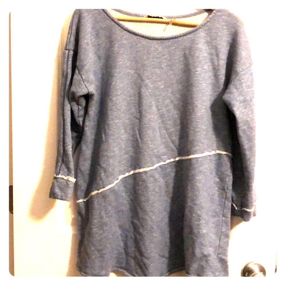 Soft Surroundings Tunic soft blue white stitching